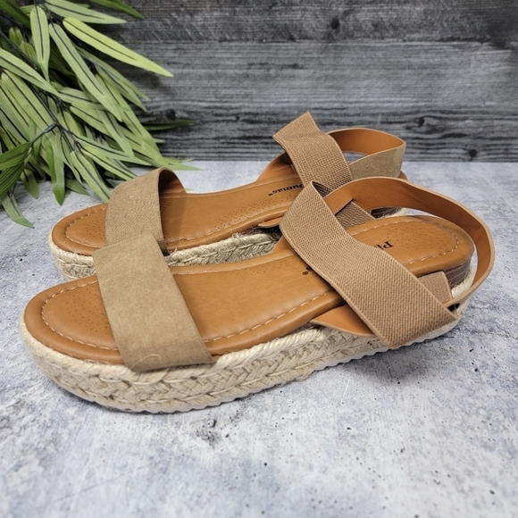 Pierre Dumas | Tan Elastic Strap Platform Sandals Size 8M - Picture 6 of 10
